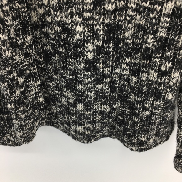 J Linberg Black And White Knitted Sweater - Picture 5 of 11
